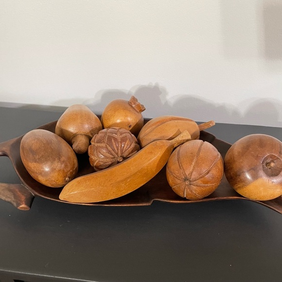 Other - Vintage MCM Monkey Pod Wood Leaf Bowl and wooden fruit.Excellent retro